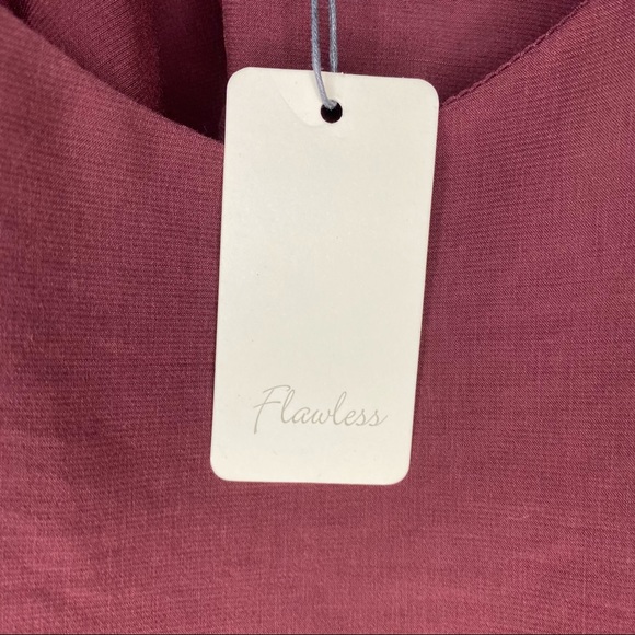 Flawless Maroon V-Neck Tank Top w/ Lace Straps - Picture 4 of 6